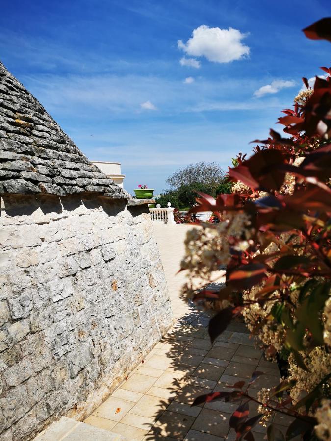 Trullo Suite Чистерніно Екстер'єр фото